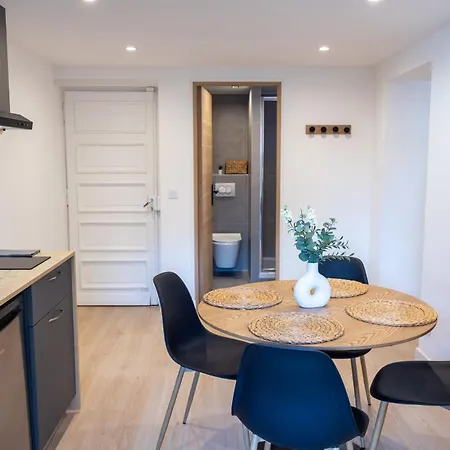 Apartment Destination Royale
