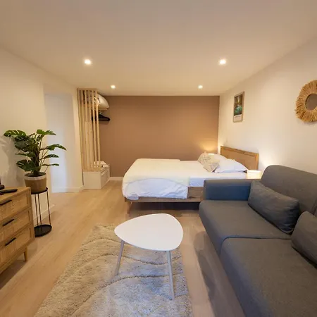 Apartment Destination Royale *